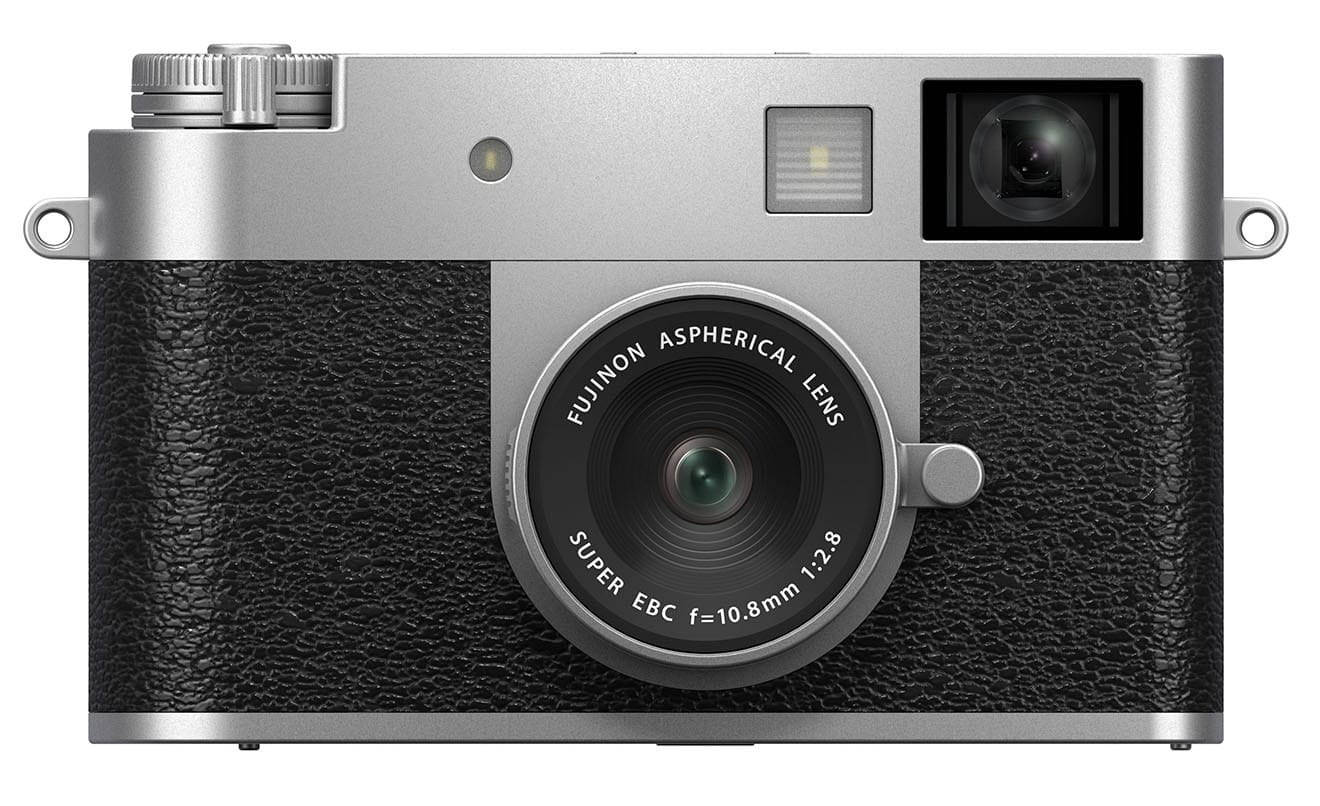 Dante Stella pokes fun at the Fuji X Half