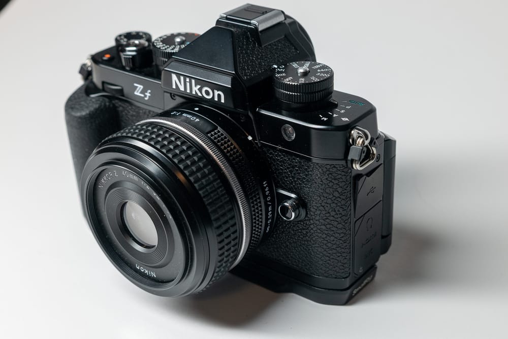 For sale: Nikon Z f w/24-70 kit