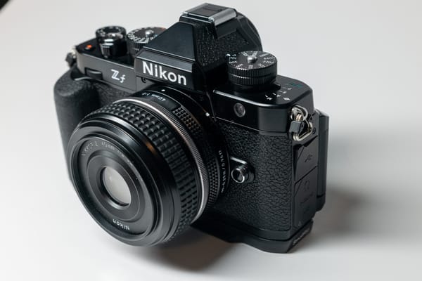For sale: Nikon Z f w/24-70 kit