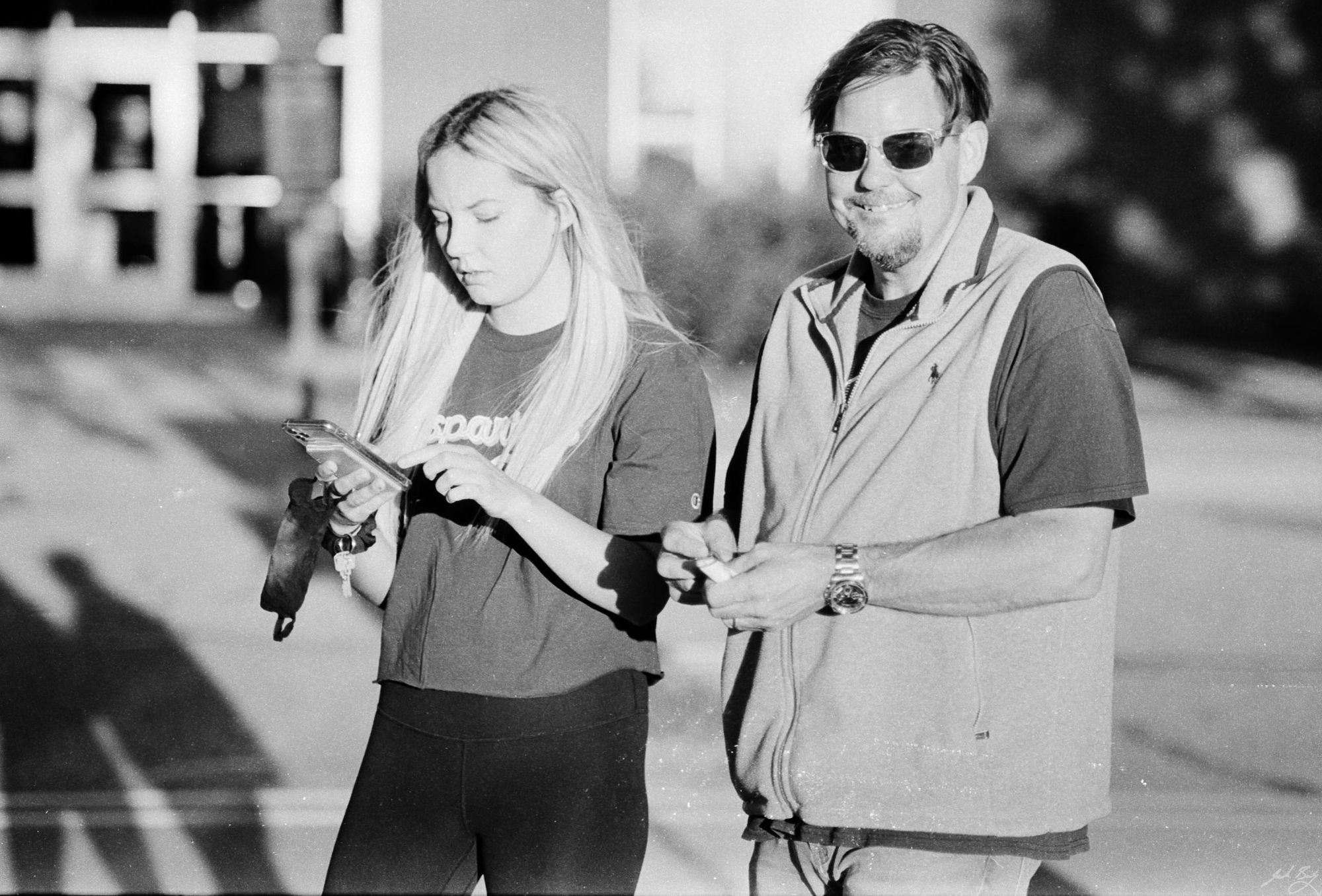 Jeff’s daughter stopped by to visit. (Olympus OM-1n. Zuiko 85mm f/2.0)