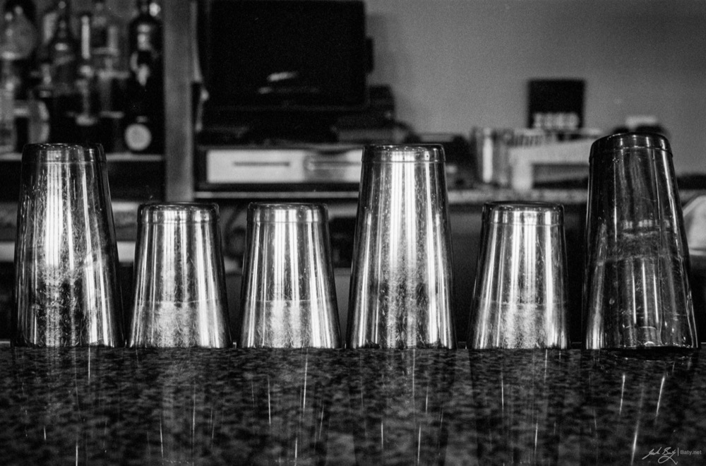 Row of drink mixing cups