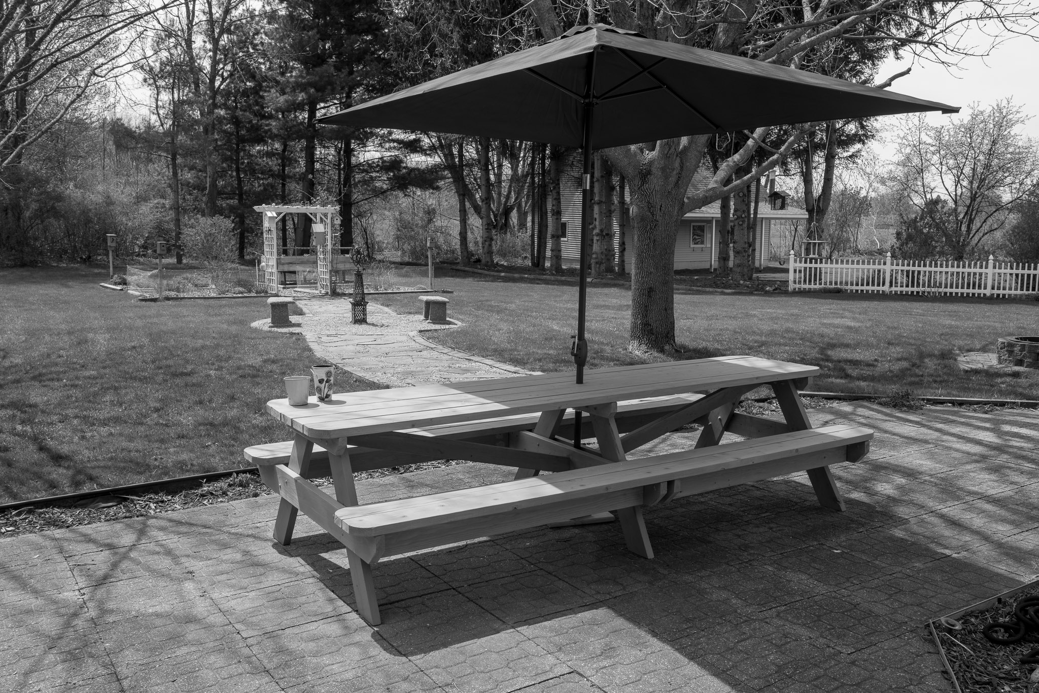 Picnic table. Leica Q2 Monochrom